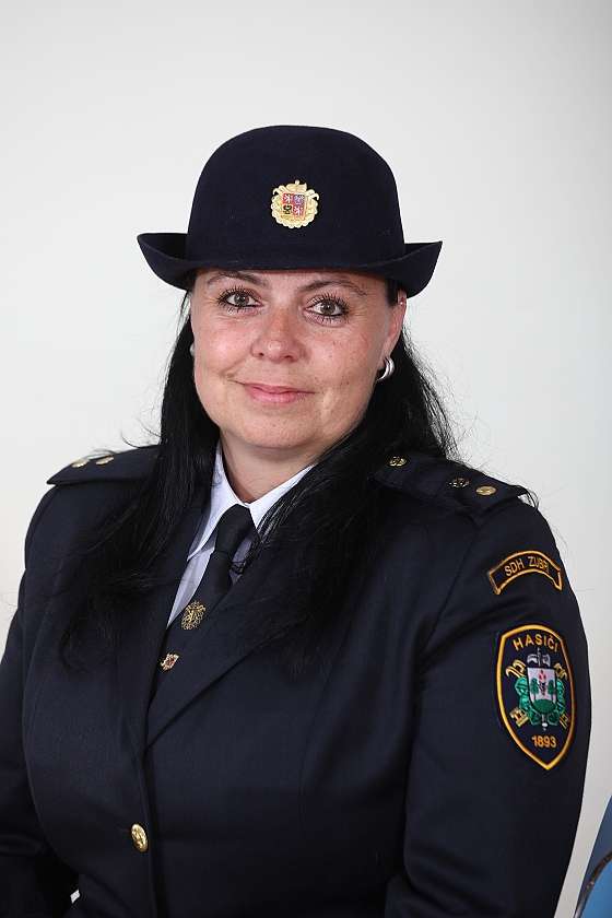 Novotná Zdenka, Referentka žen